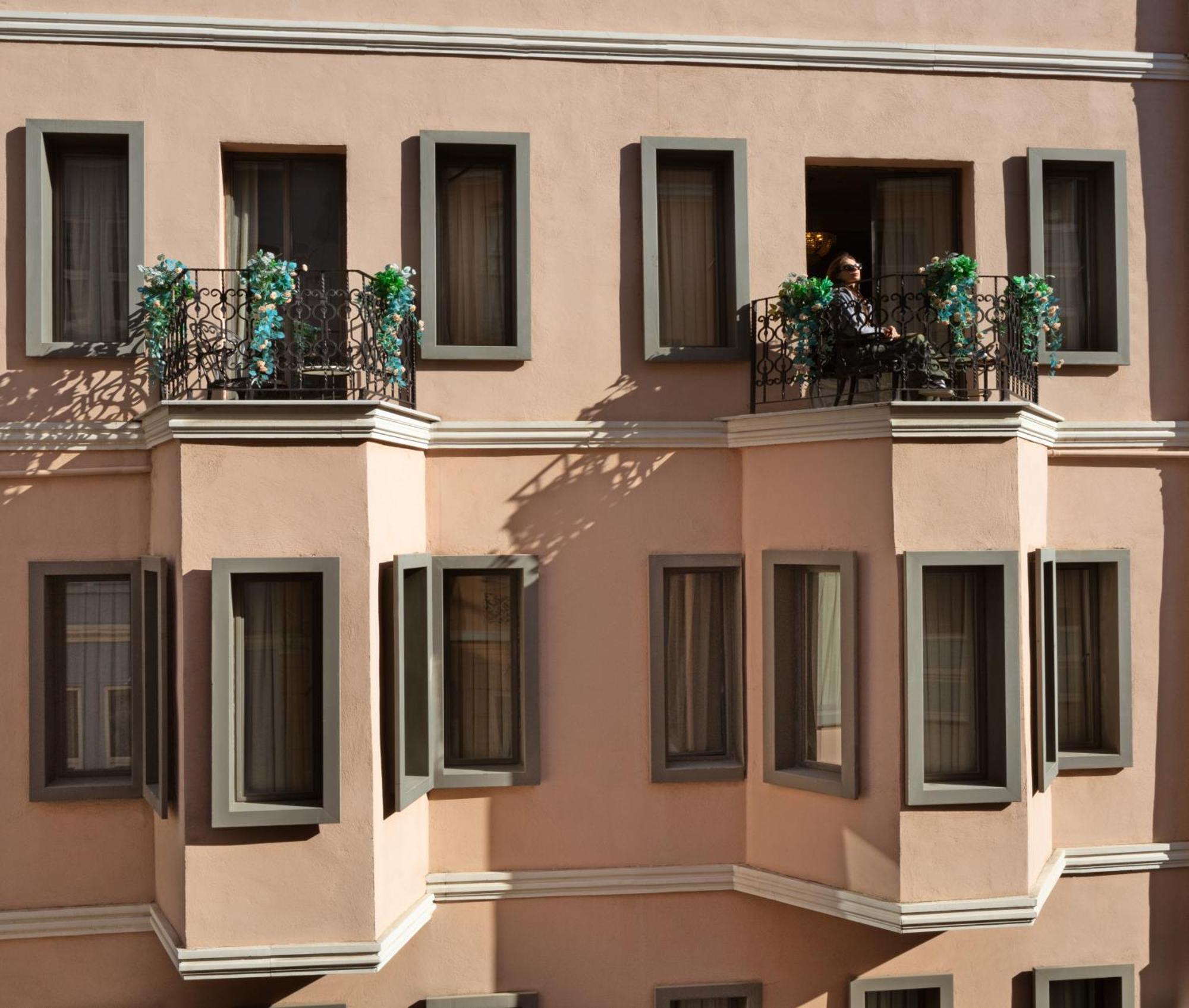 Hotel Des Arts Galata Istanbul Exterior photo