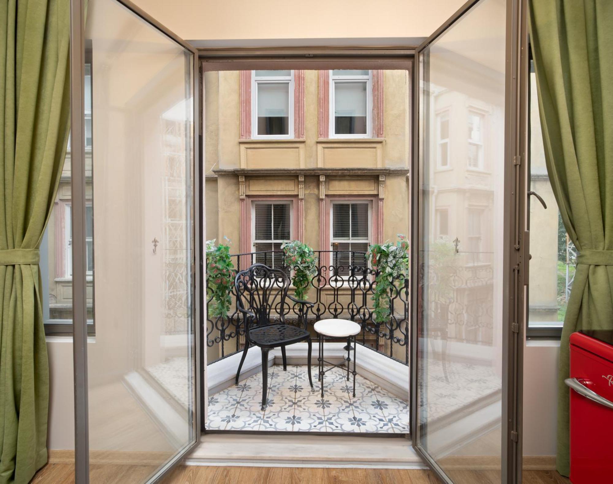Hotel Des Arts Galata Istanbul Exterior photo