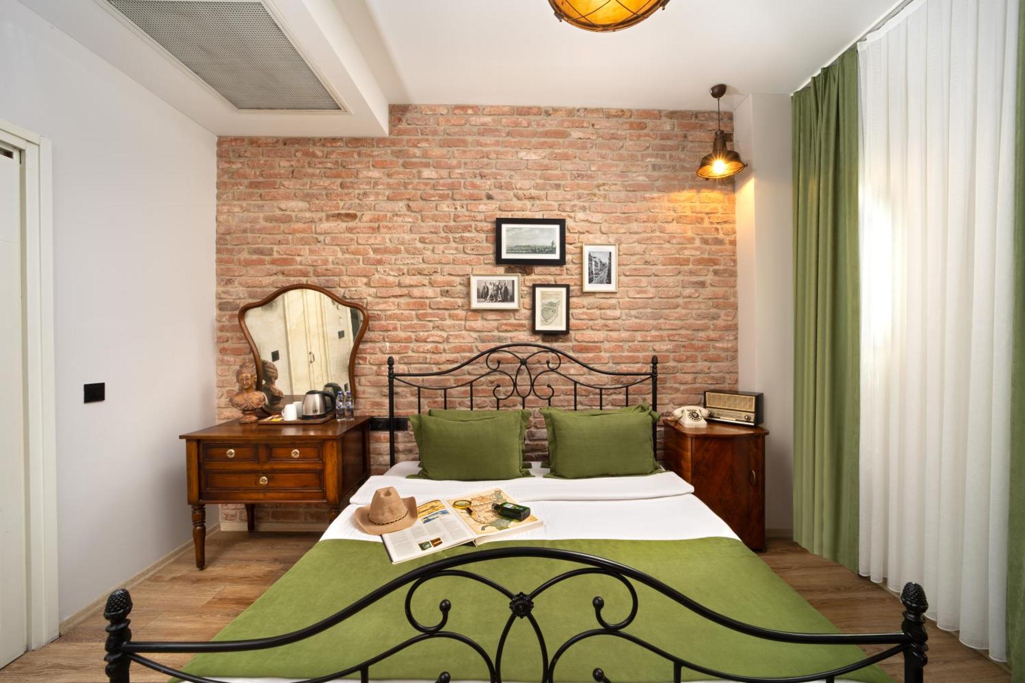 Hotel Des Arts Galata Istanbul Exterior photo
